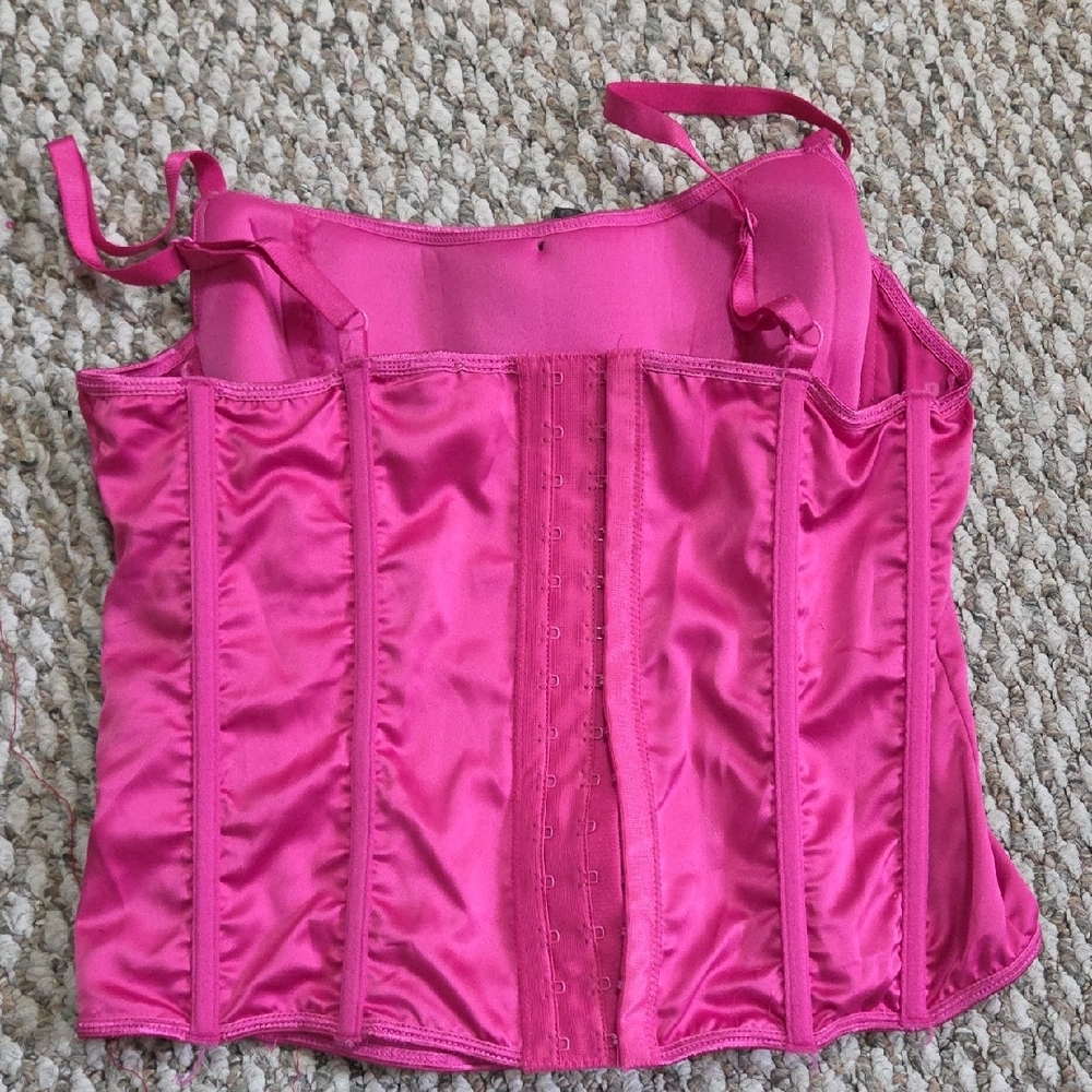 Elegant Pink Lace Women's Top - Picture 3 of 7